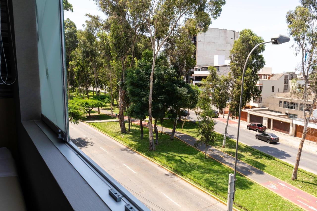 Palmetto Hotel Business San Borja ليما المظهر الخارجي الصورة